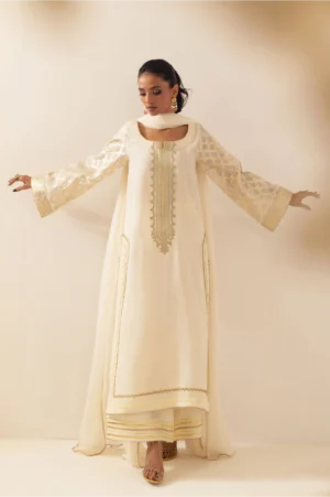 Zanera (Shirt, Pants and Dupatta)