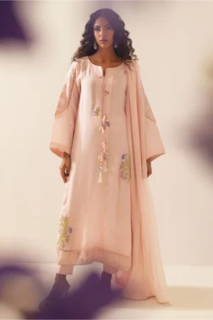 Layl (Shirt, Pants and Dupatta)