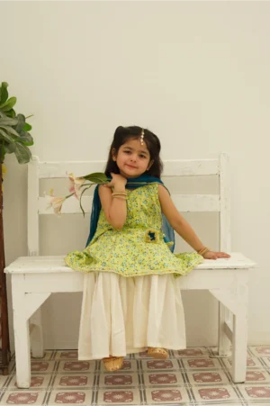 Green lawn gharara
