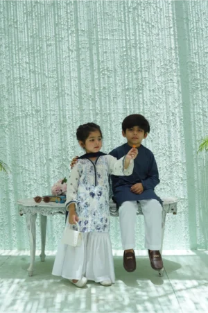 Blue-white gharara