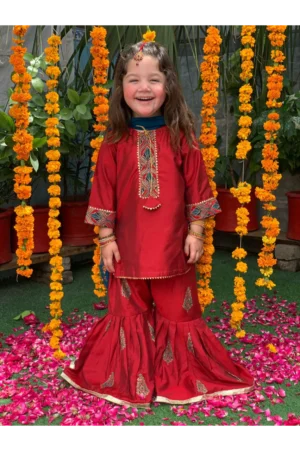 Crimson Red Gharara (Rbpeid23)