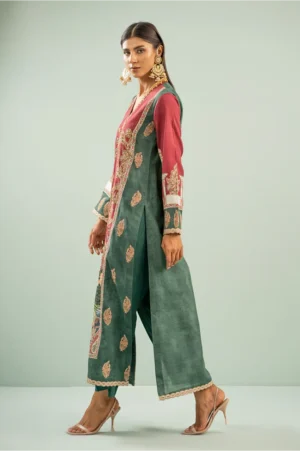 Rosewood Scenic Suit
