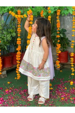 White Shalwar Kameez (Wleid23)