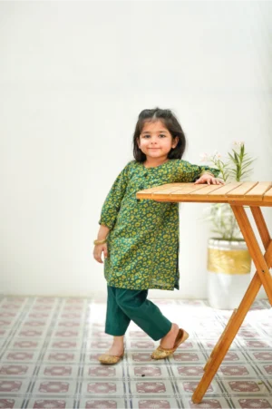 Green kurta trouser