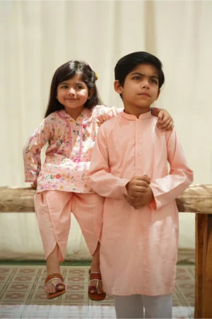 Peach kurta tulip