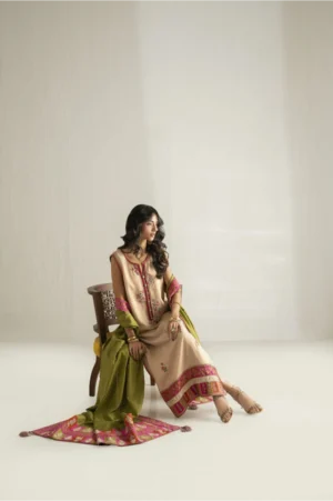 Sandstone Signature Suit