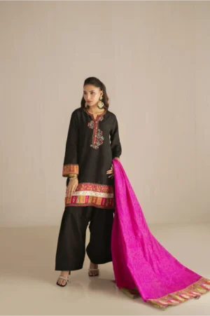 Onyx Fuchsia Drape Set