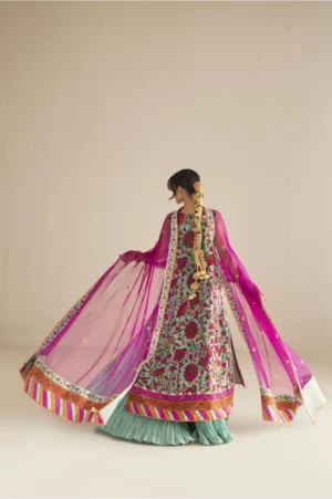 Antique Bronze Sheen Ensemble