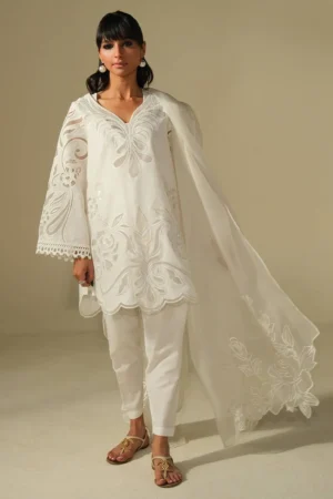 Ivory Rose - Rtd