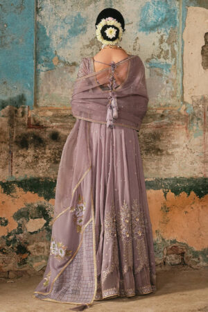 Sahar-e-Lilac
