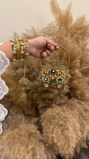 Antique Jewel pop mini clutch - Treasure World