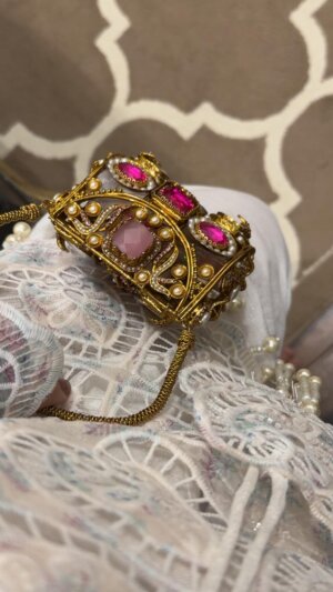 Antique Jewel pop mini clutch - Treasure World