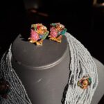 Beaded floral set - Treasure World