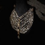 Black and white regalia set - Treasure World