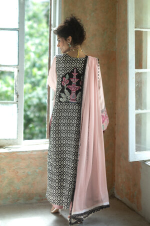Blush Serenade Long Shirt