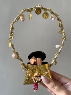 Chand - Treasure World