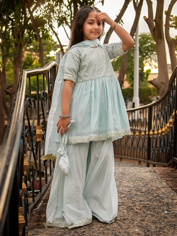 CHO12 - Powder Blue Girl - Image 2
