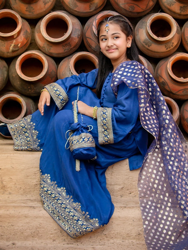 CHO14 - Blue Girl - Image 2