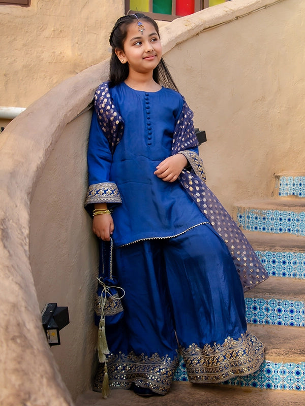 CHO14 - Blue Girl - Image 3