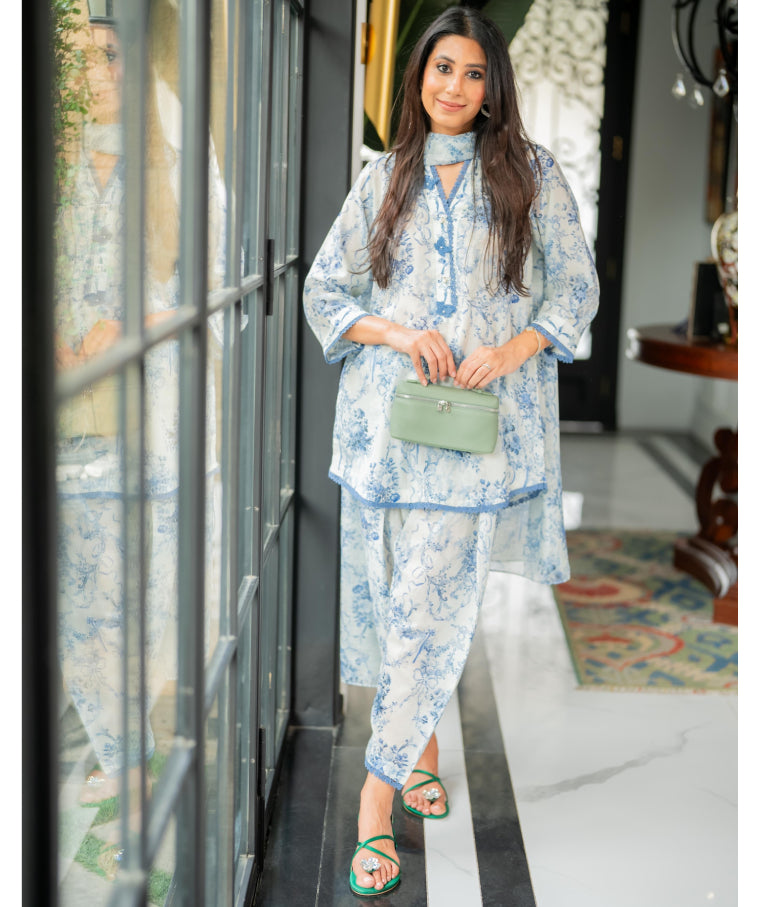 Duchess of Mayfair - Image 2