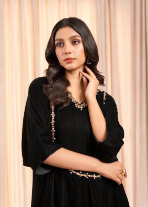 Elnara Ember Kaftan