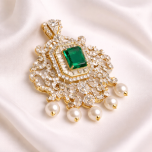 Emerald Noor Pendant – JBB1031PD