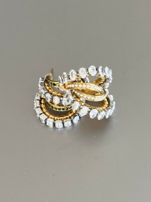 Eterna Pearl hoops