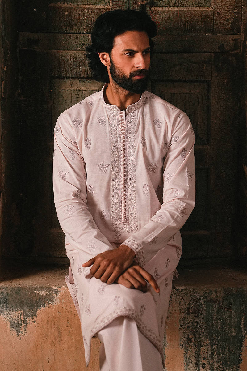 Faris - Image 6