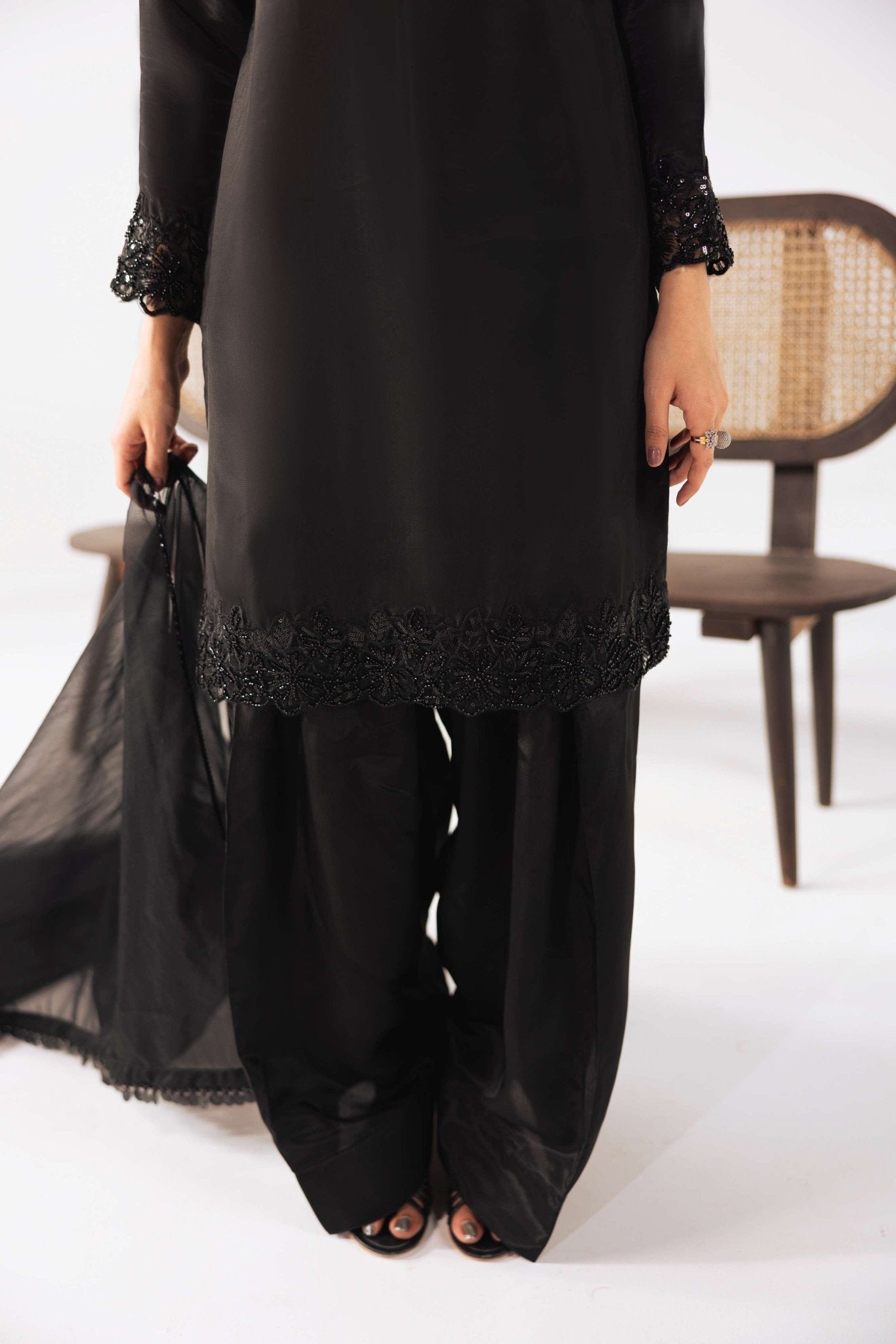 Hoorain - Image 4
