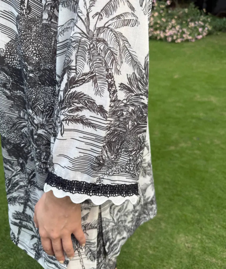 Its a Jungle Out there (Black) - Image 3