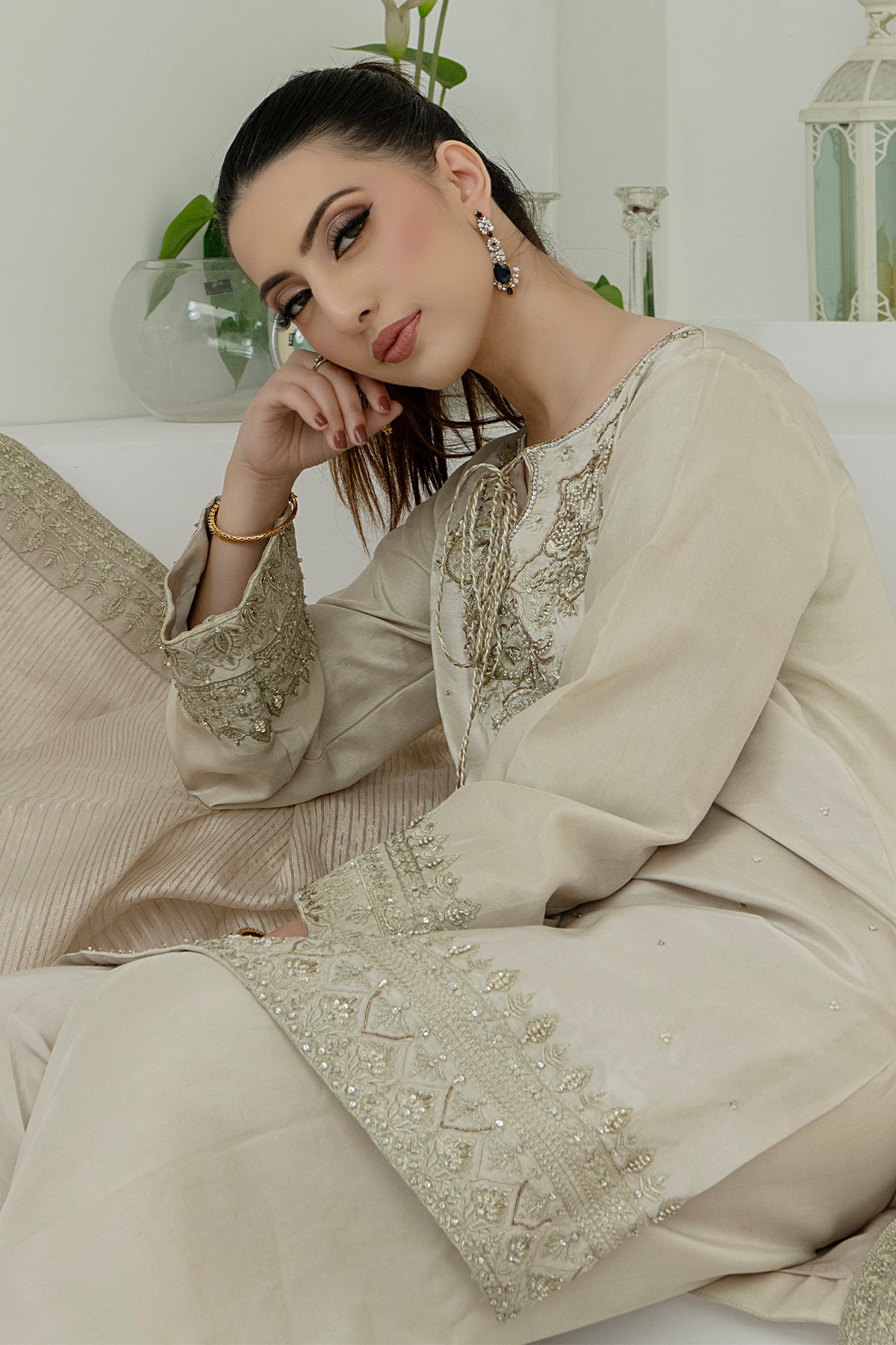 Ivory - Image 4