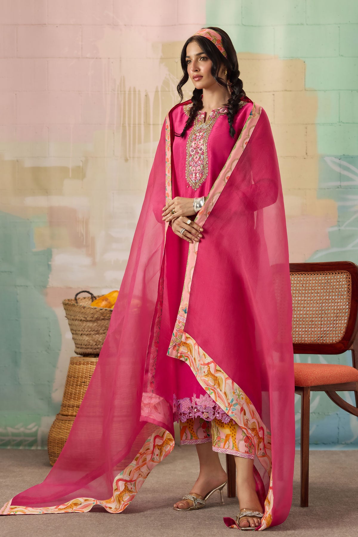 Izza - Image 4