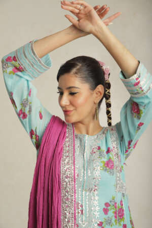 Light Blue Kalidaar