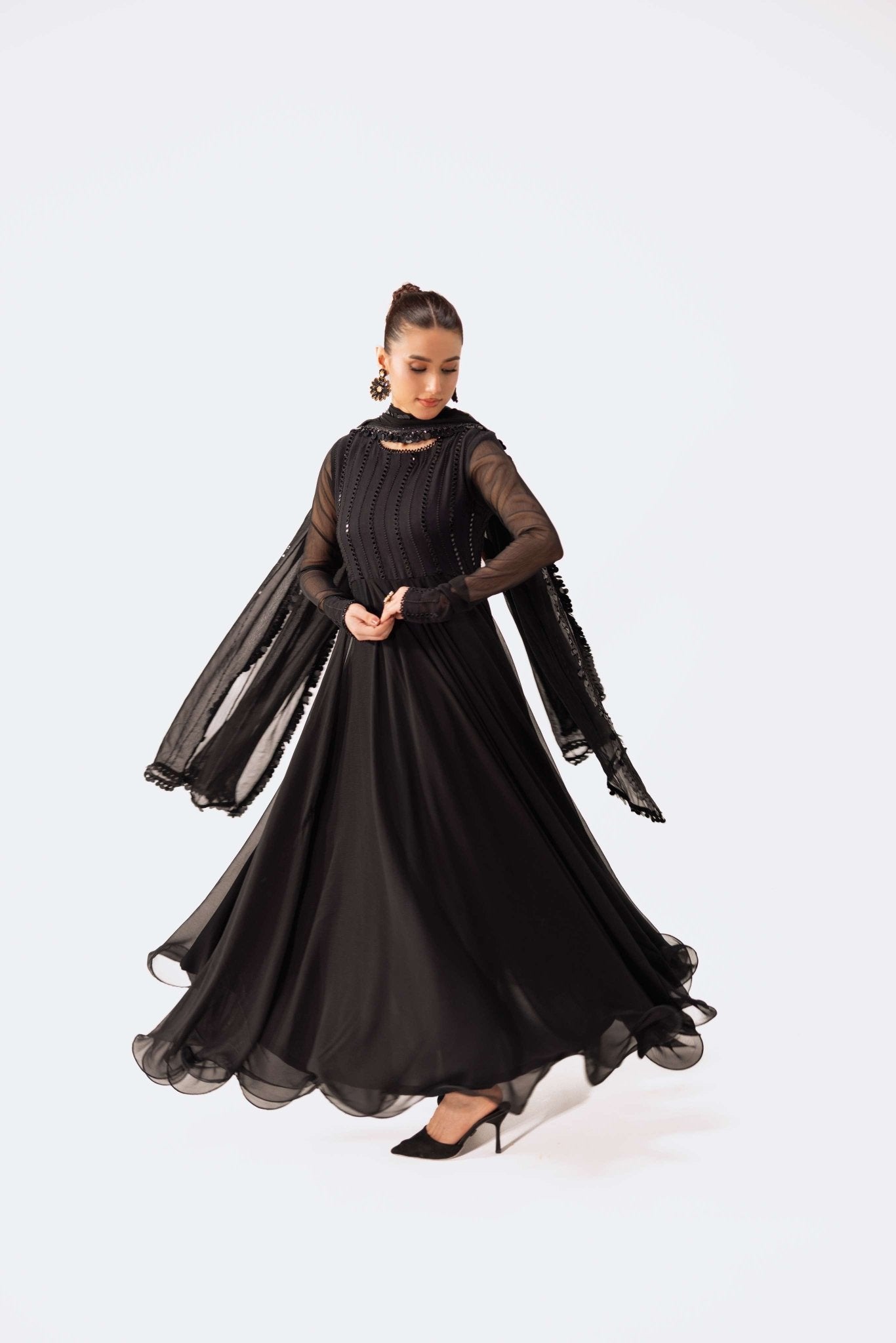 Liza - Image 3