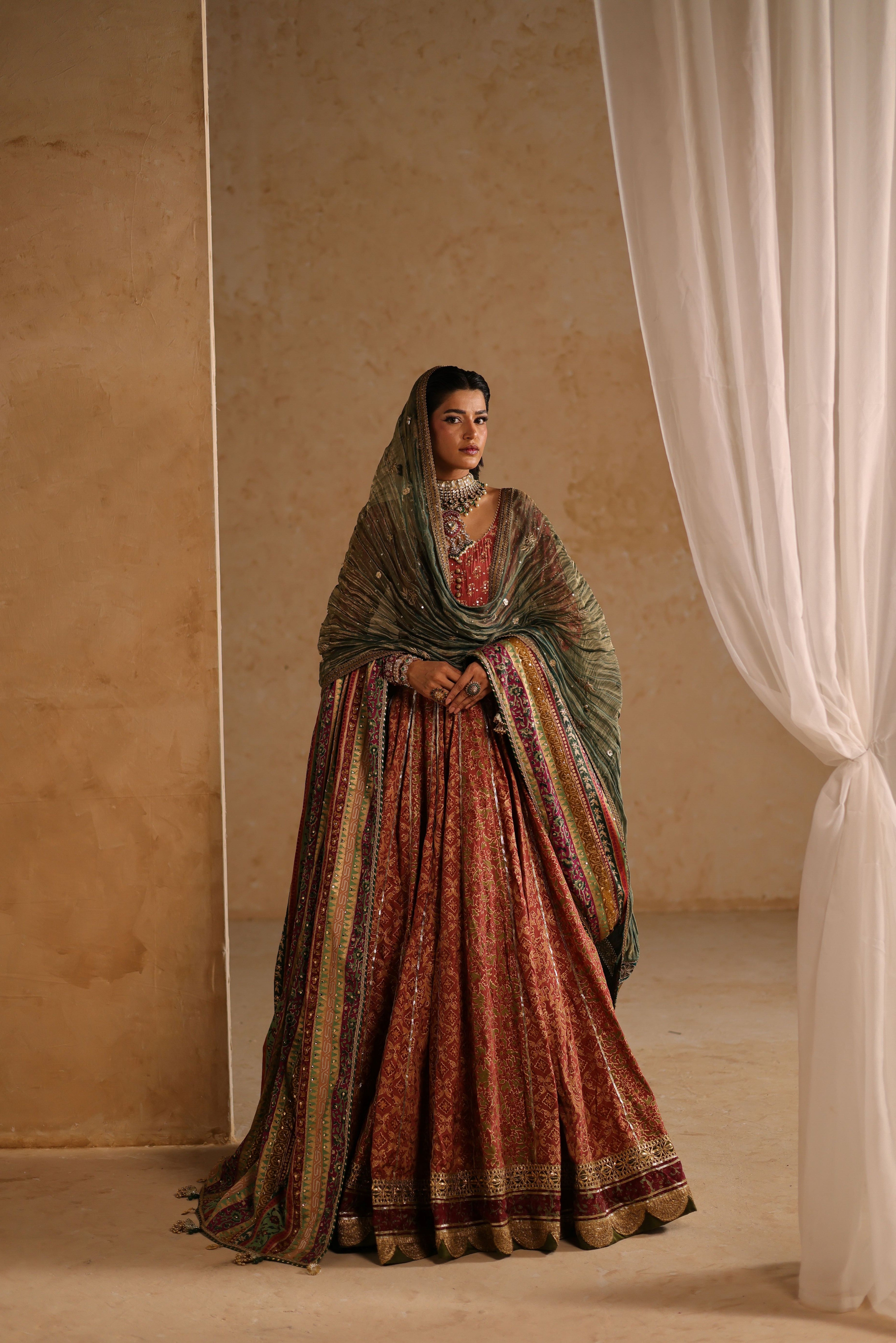 Mahveen Collection - MV002