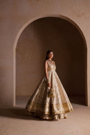 Mahveen Collection - MV008