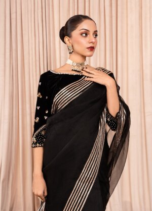 Marli Onyx Sari