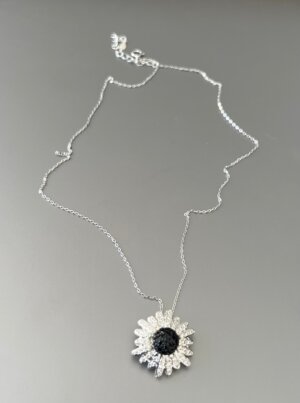 mini Sunflower necklace