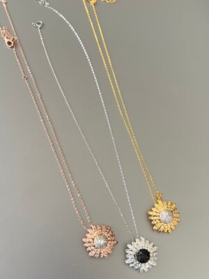 mini Sunflower necklace