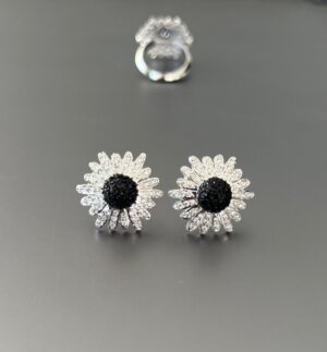 mini Sunflower tops