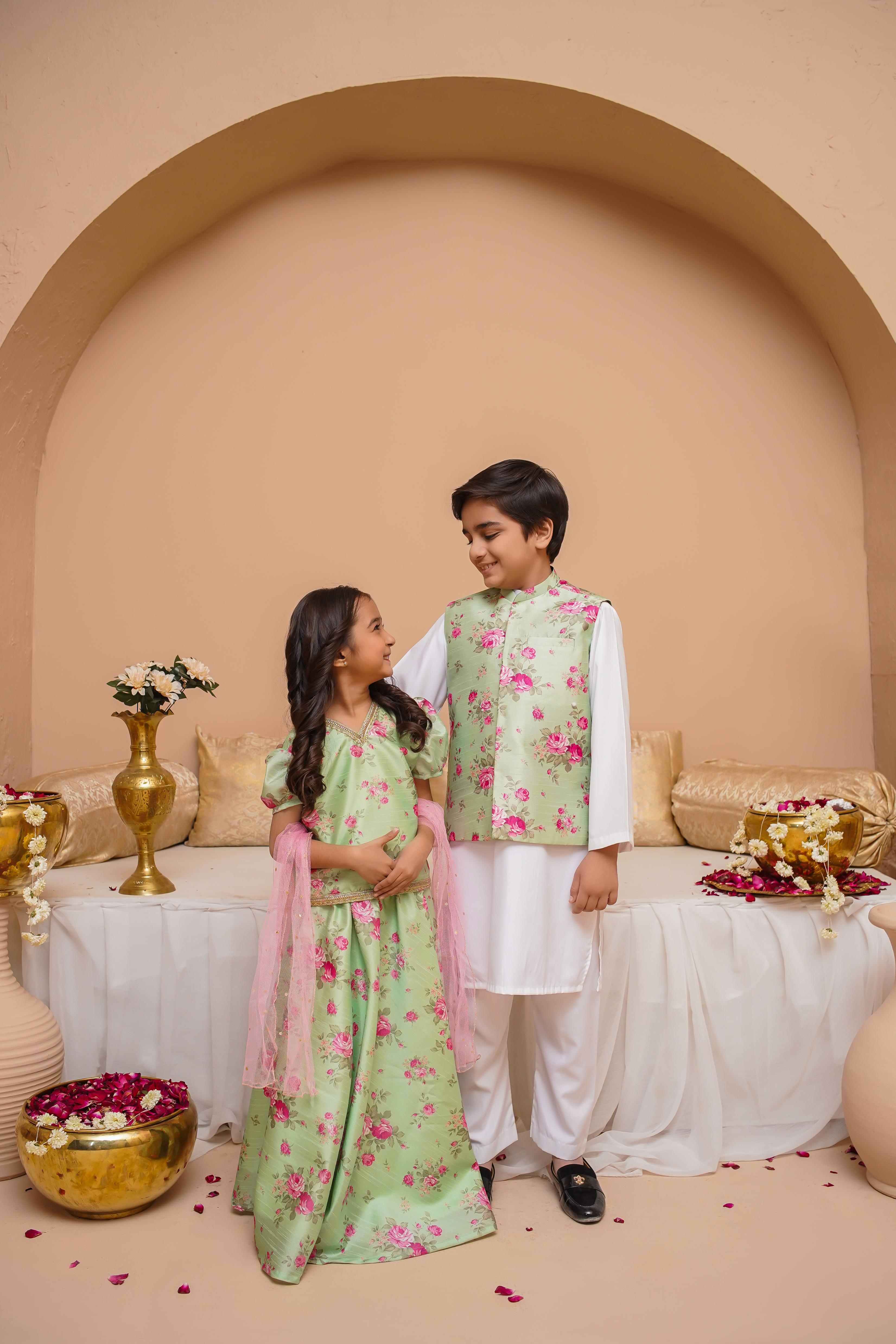 Minted Rose - Girl - Image 7