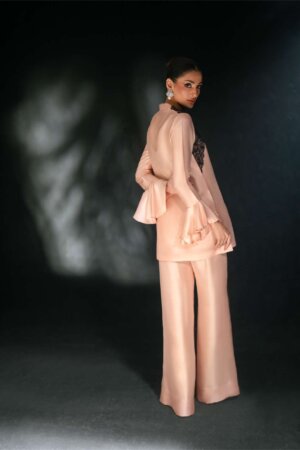Noire-Soft Pink