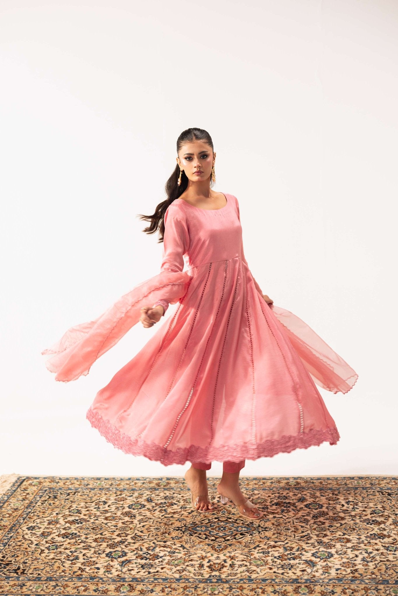 Noor - Image 2