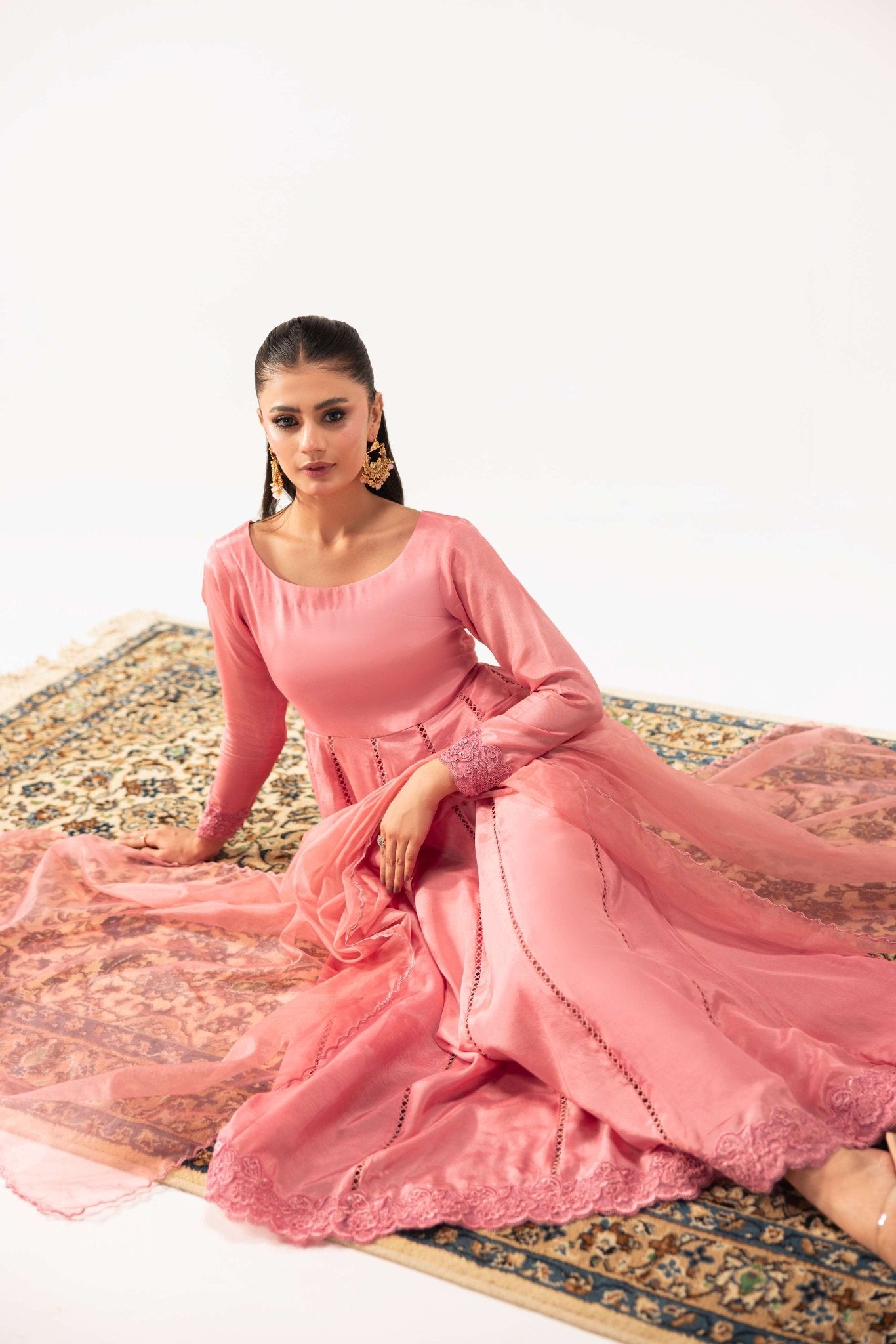 Noor - Image 3