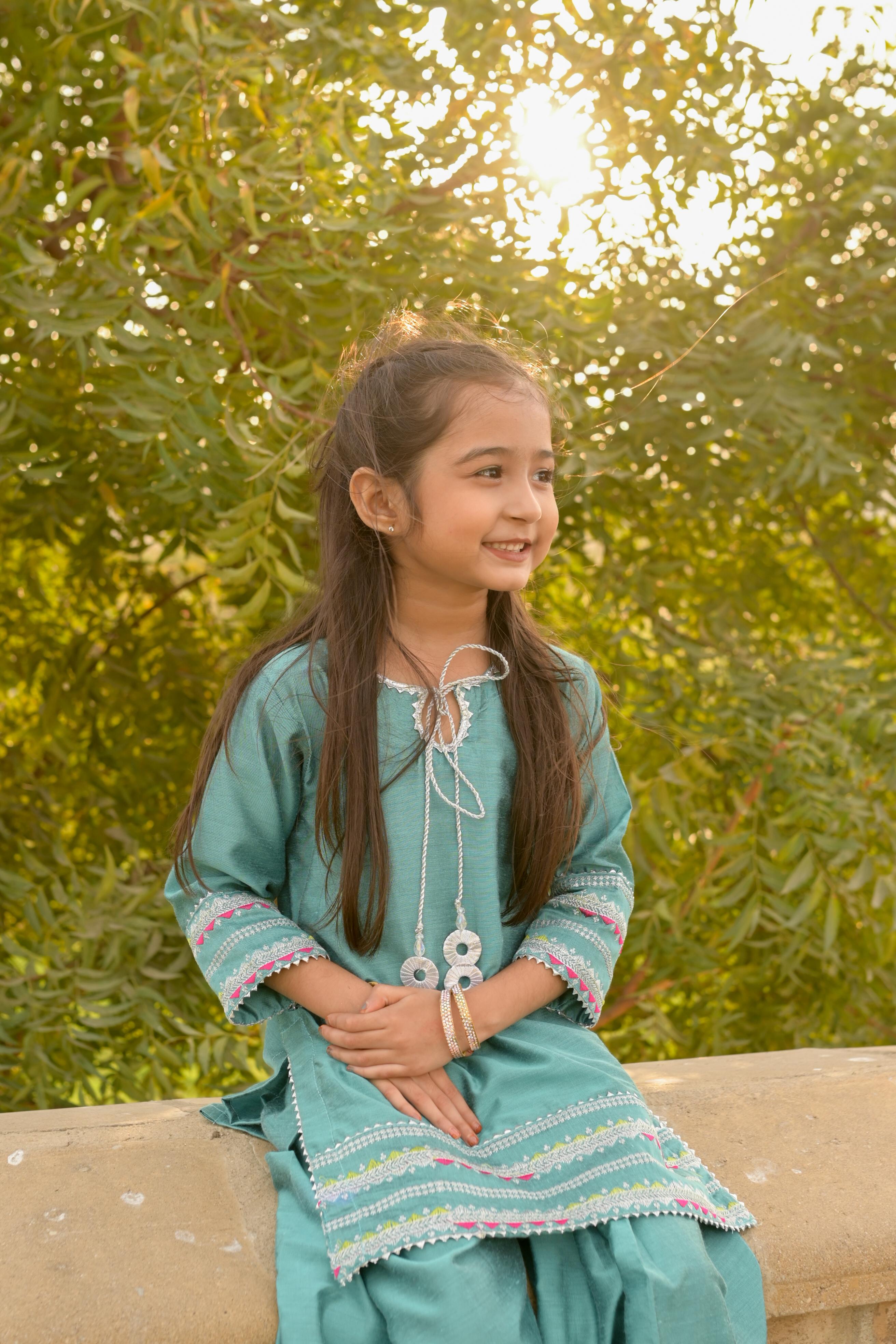 Ocean Breeze Farshi - Girl - Image 2