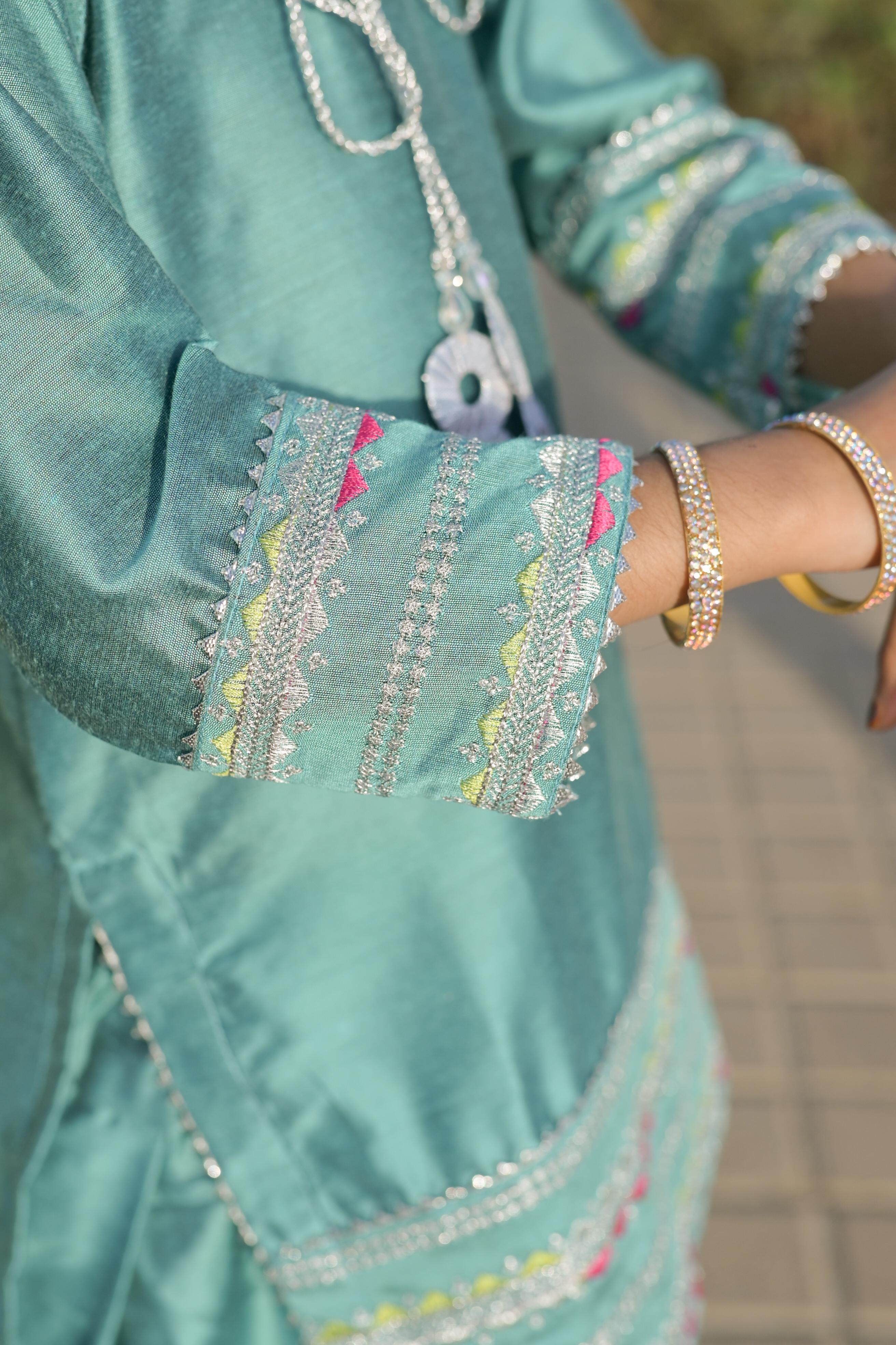 Ocean Breeze Farshi - Girl - Image 5