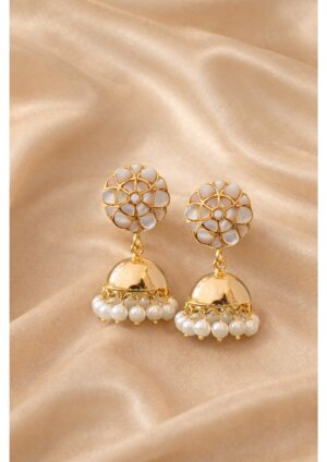 Raat ki Raani Jhumkis