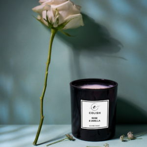 ROSE & VANILLA SCENTED CANDLE