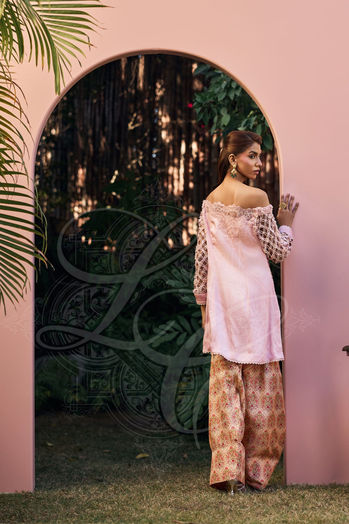 Tiya - Image 3