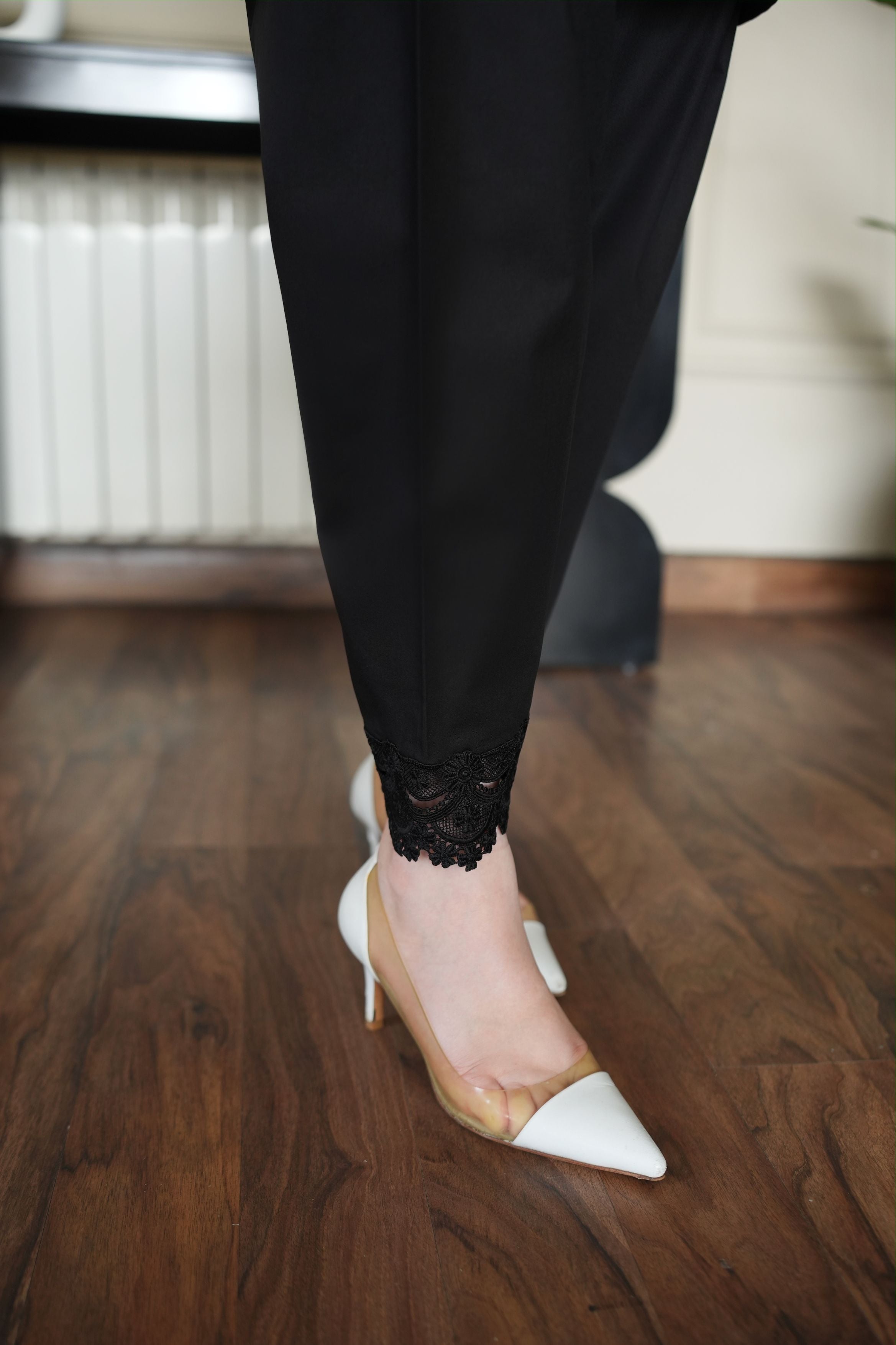 Black Tie - Rtd - Image 3
